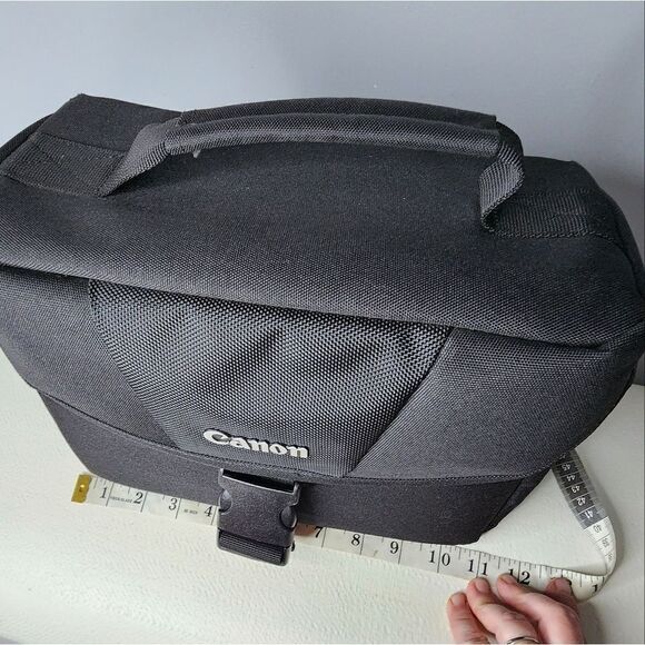 Canon 200ES Camera Shoulder Bag - Black (3897C001) - Picture 5 of 5